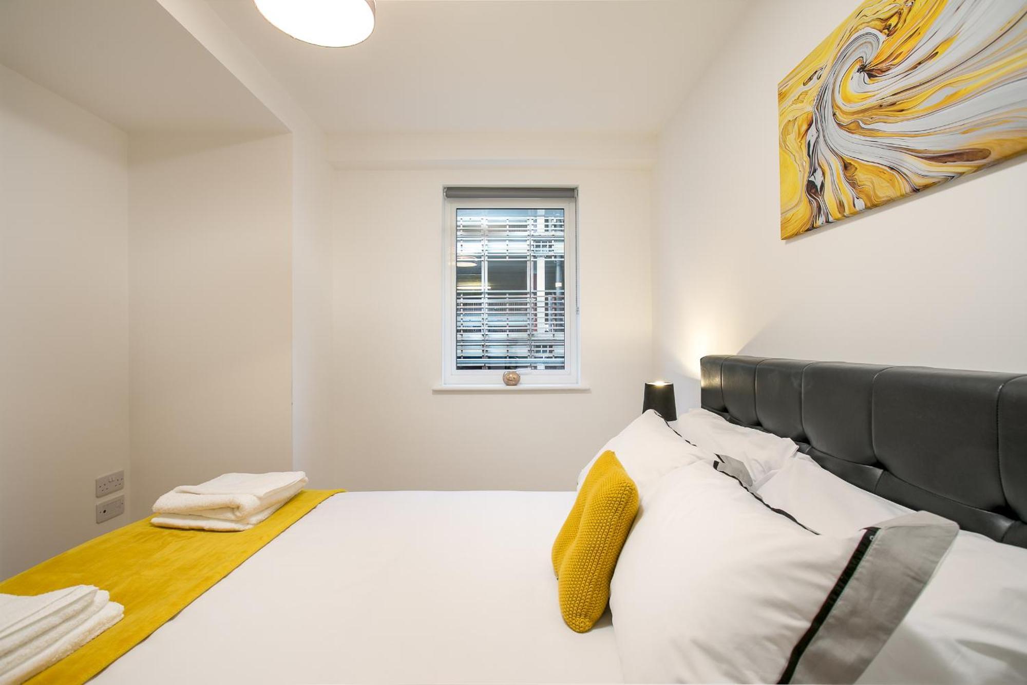 Skyvillion - Cozy Apartments In Enfield Town With Free Parking & Wifi Exterior foto